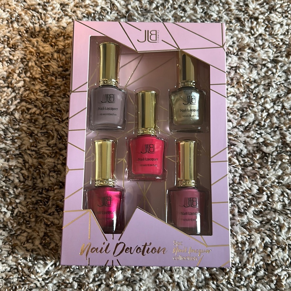 Nail polish bundle